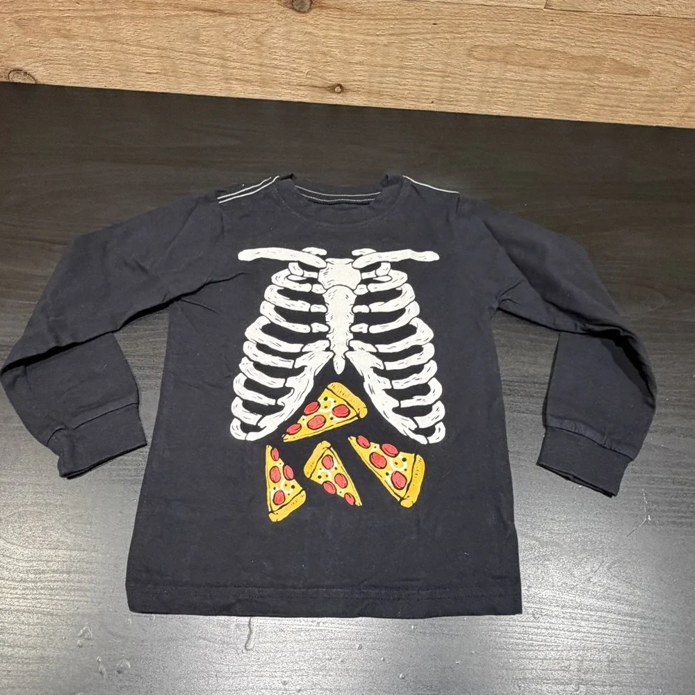 Carters Boy's Rib Cage Pizza Slices Glow in the Dark Graphic Tee Black Sz 4/5